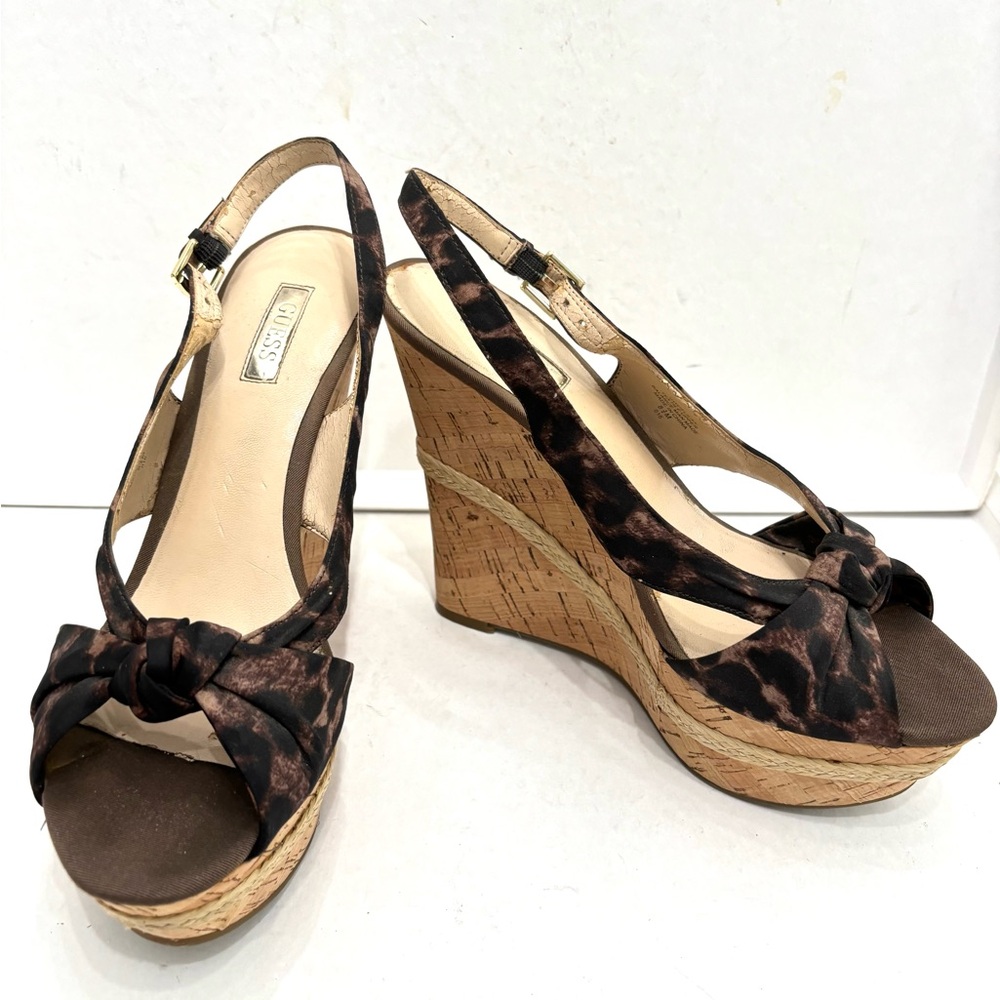Guess Gwdelilan Wedges Leopard  print  Size 8.5 M Women’s Sandals